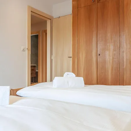 Praplan 21-22 By Interhome *